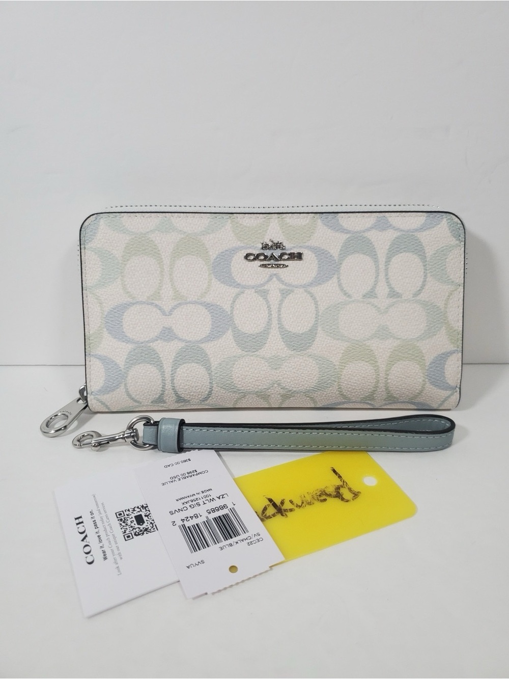 NWT Coach Long Zip Around Wallet CEC22 Signature Canvas SV/CHALK/BLUE